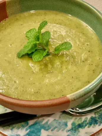 brocoli lentil soup